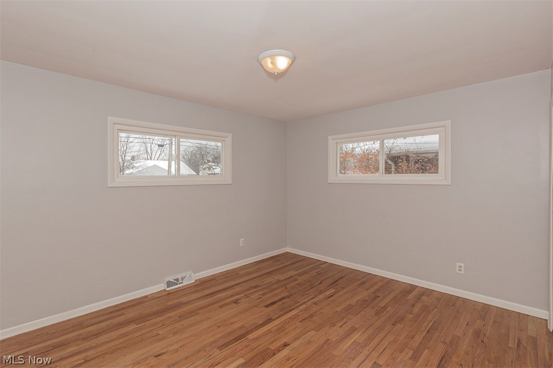 6509 Longridge Road Cleveland, OH 44124 - Photo 22 of 35