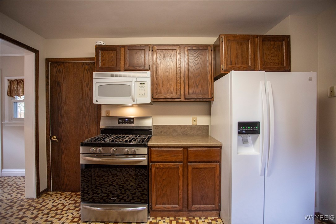 111 South 18th Street Olean, NY 14760 - Photo 4 of 38