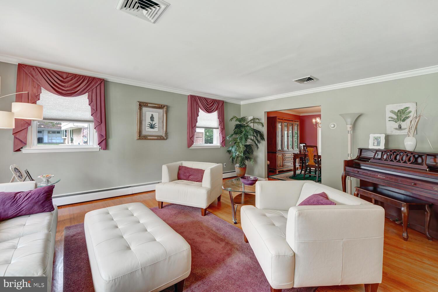 937 Edwards Drive Springfield, PA 19064 - Photo 14 of 43 Gallery Image 14