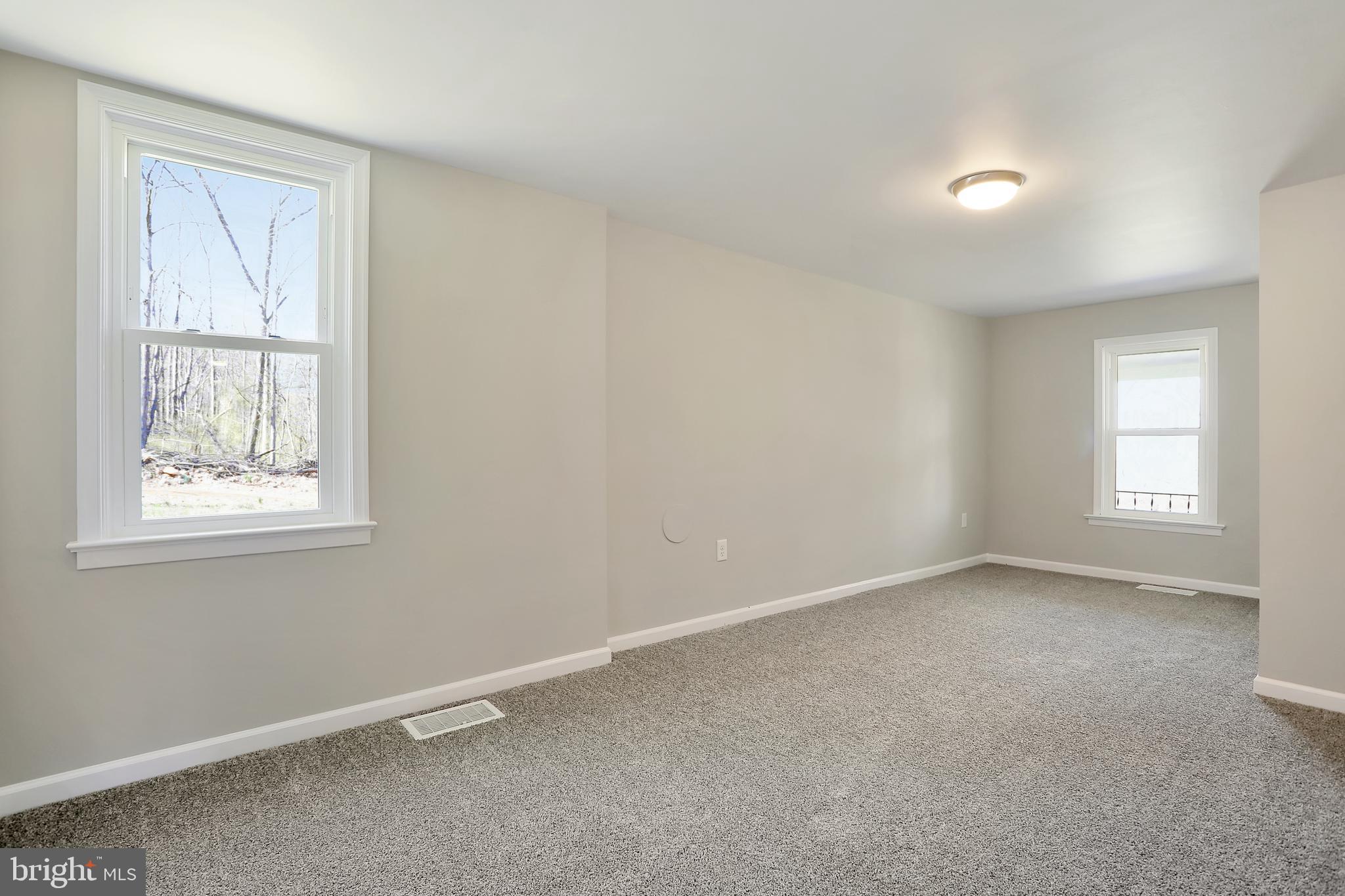 13246 Blairs Valley Road Clear Spring, MD 21722 - Photo 18 of 32 Master on Main Level