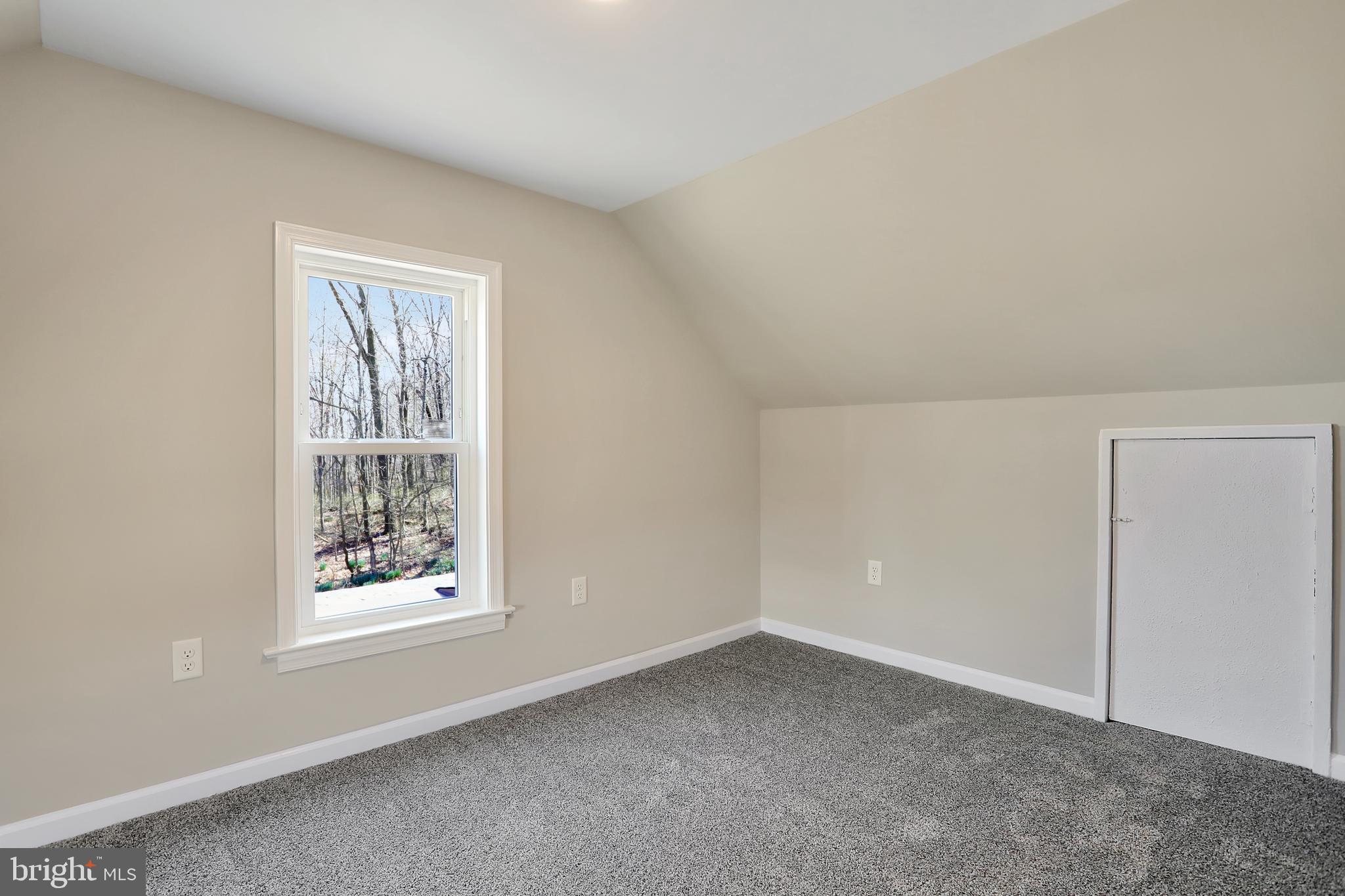 13246 Blairs Valley Road Clear Spring, MD 21722 - Photo 23 of 32 Upper Level Bedroom 1