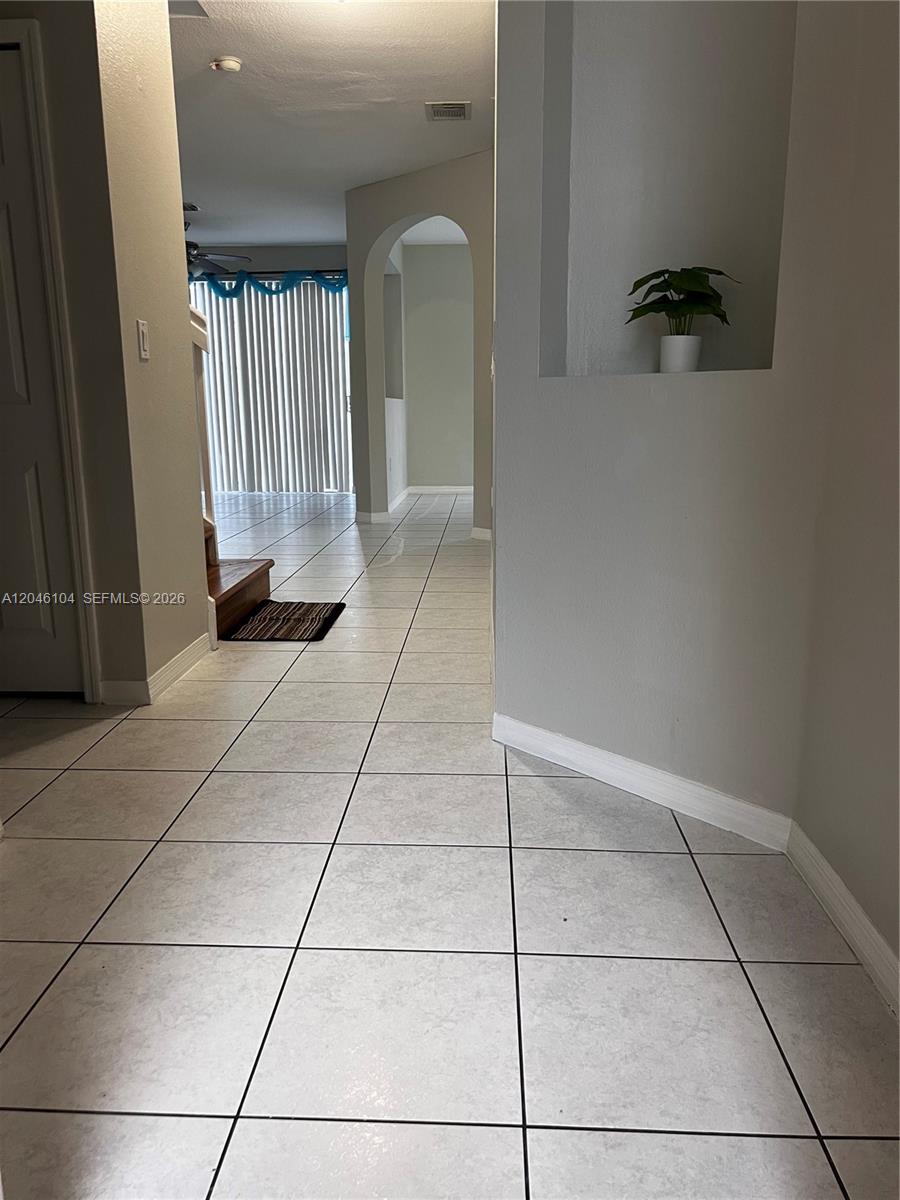 13802 Southwest 276th Street Homestead, FL 33032 - Photo 4 of 23