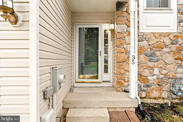 a view of a entryway of the house