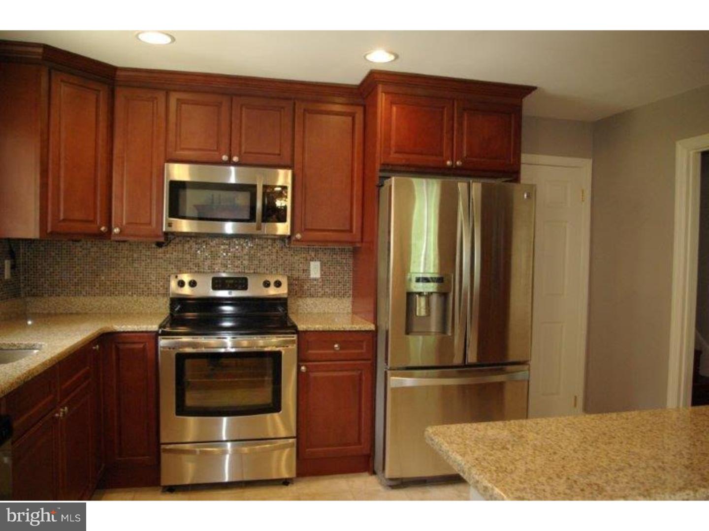 527 Hastings Road Cherry Hill, NJ 08034 - Photo 2 of 20 Gallery Image 2