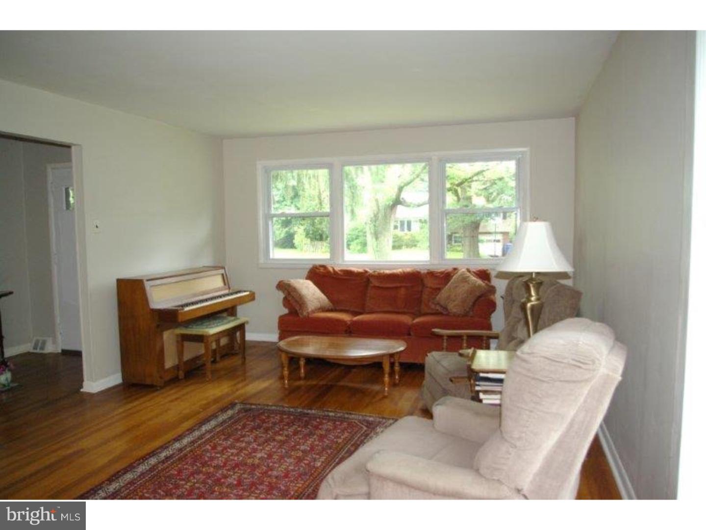 527 Hastings Road Cherry Hill, NJ 08034 - Photo 12 of 20 Gallery Image 12