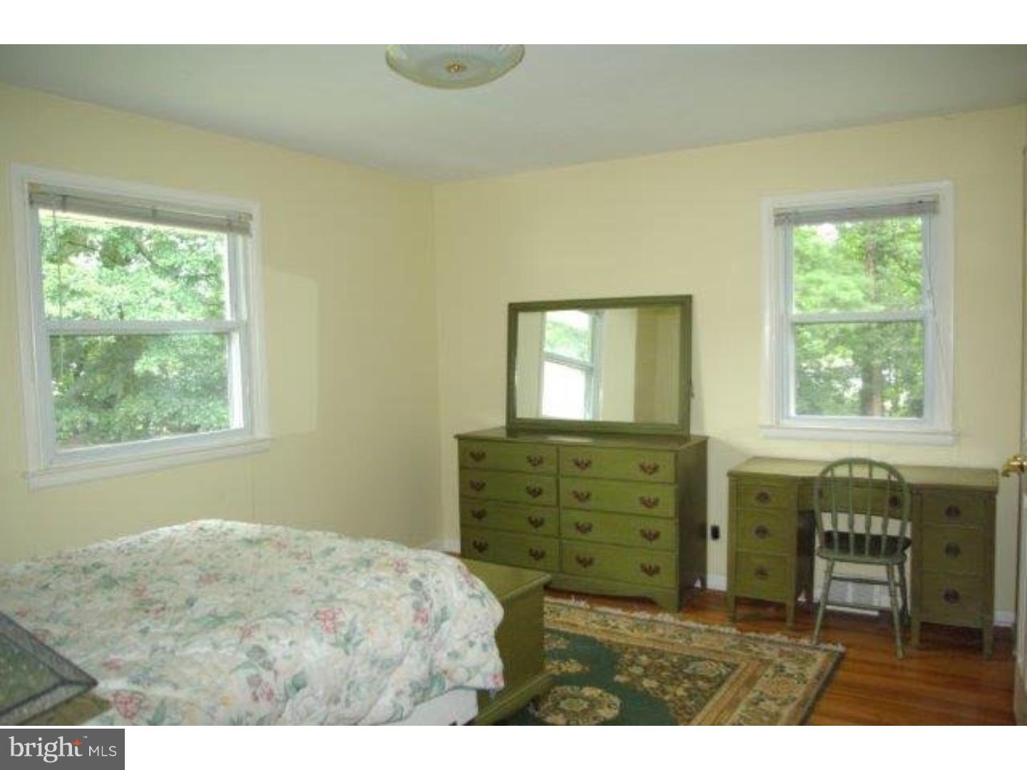 527 Hastings Road Cherry Hill, NJ 08034 - Photo 15 of 20 Gallery Image 15