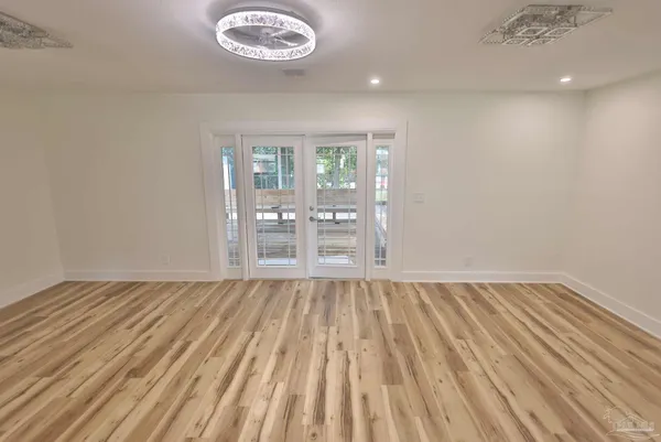 $2,395 | 3795 Summer Drive, Pensacola, FL 32504