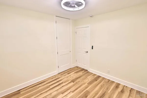 $2,600 | 3795 Summer Drive, Pensacola, FL 32504