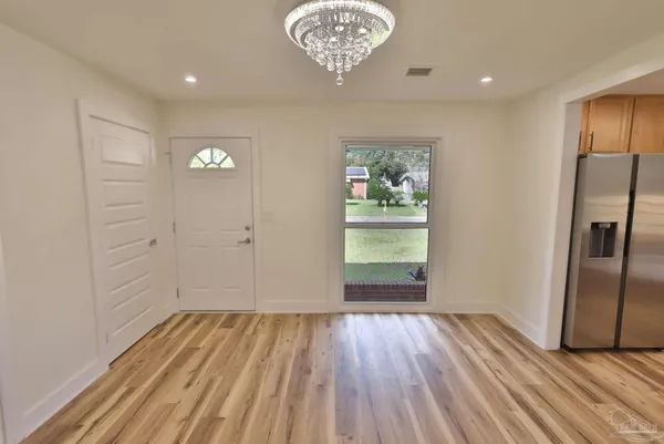 $2,395 | 3795 Summer Drive, Pensacola, FL 32504