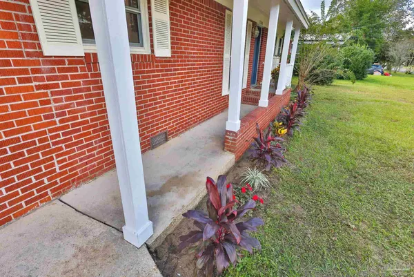 $2,395 | 3795 Summer Drive, Pensacola, FL 32504