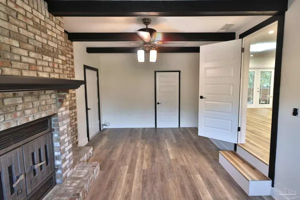 $2,600 | 3795 Summer Drive, Pensacola, FL 32504