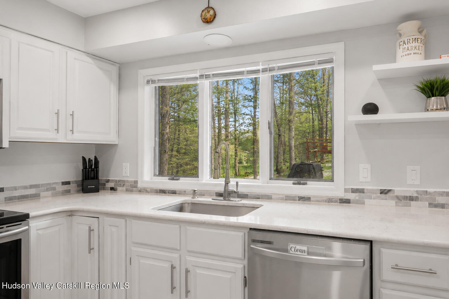 25 Old Farm Road Shokan, NY 12481 - Photo 6 of 22 a kitchen with a sink and a window