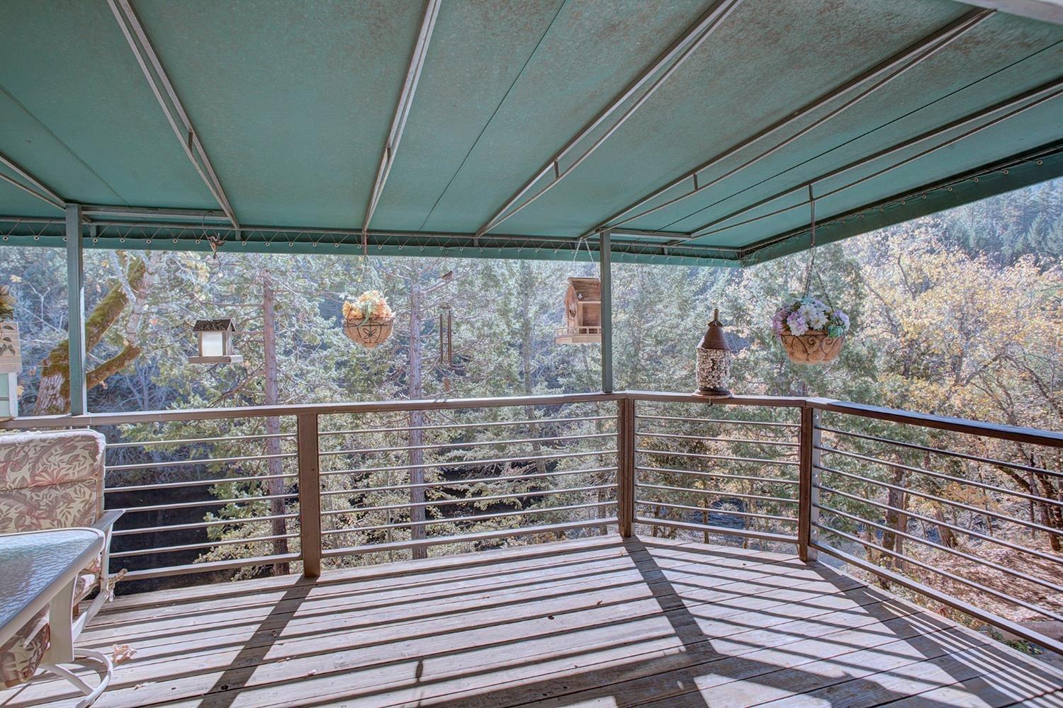 1673 Fish Hatchery Road Grants Pass, OR 97527 - Photo 16 of 33 Balcony off of upstairs master