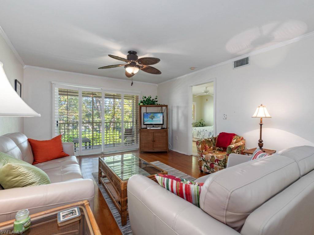 234 Pebble Beach Boulevard, Unit 307 Naples, FL 34113 - Photo 9 of 15