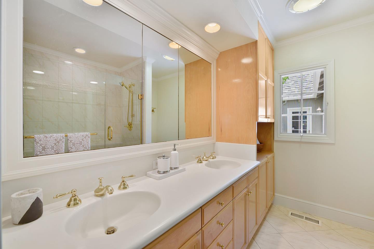 181 Warren Road San Mateo, CA 94401 - Photo 35 of 49