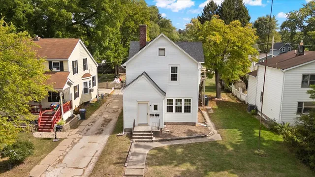 $290,000 | 2409 Gilboa Avenue, Zion, IL 60099