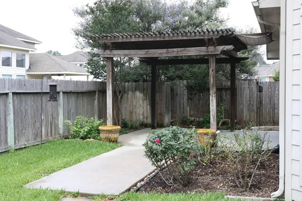 $2,795 | 18611 Peralta Hill Lane, Tomball, TX 77377