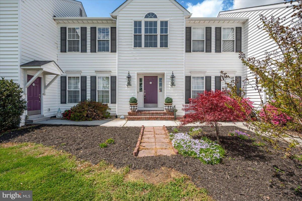 1280 St Michaels Road Mount Airy, MD 21771 - Photo 6 of 43 a front view of a house with garden