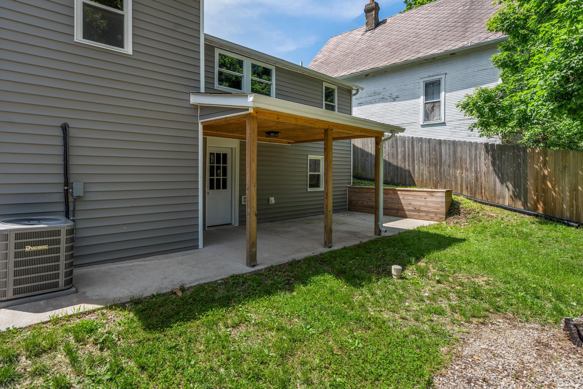 1920 South Burnett Road Springfield, OH 45505 - Photo 8 of 30 SBRNTRD-8