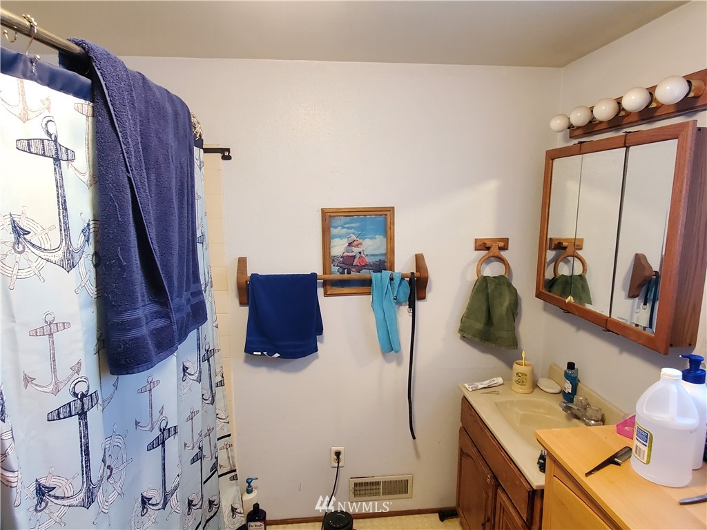 155 Duck Lake Road Omak, WA 98841 - Photo 22 of 36