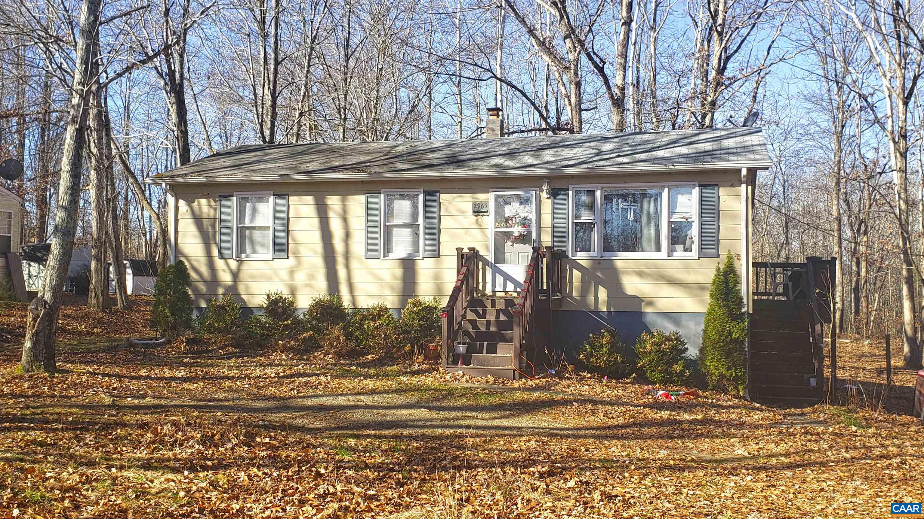 a view of a house with a outdoor space
