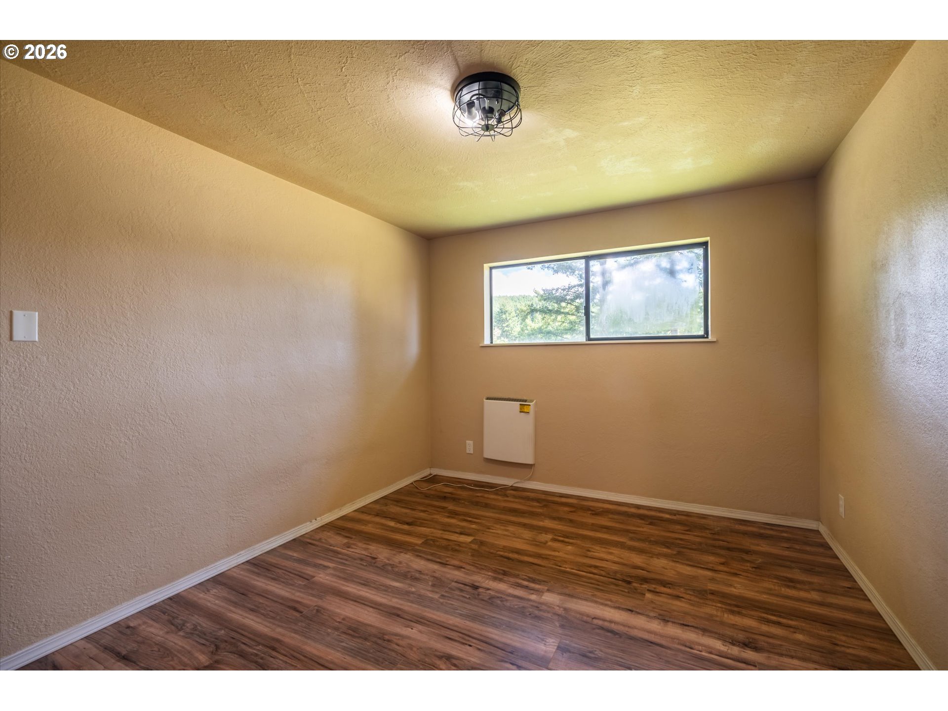 93845 Upper Loop Lane Coos Bay, OR 97420 - Photo 45 of 48 Bedroom