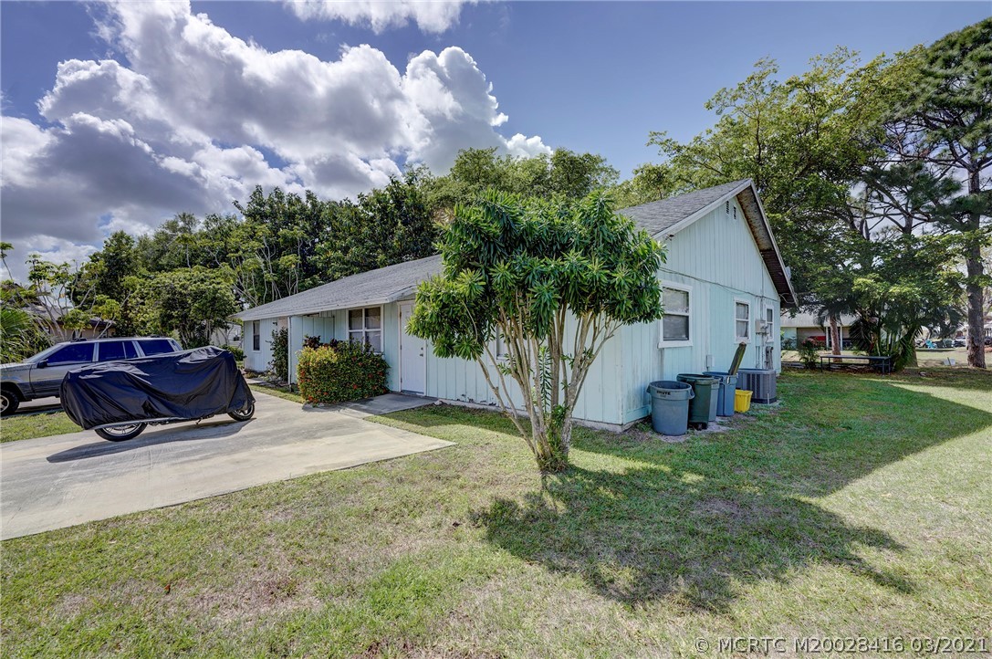 4597 Southeast Marie Way Stuart, FL 34997 - Photo 31 of 37 Gallery Image 31