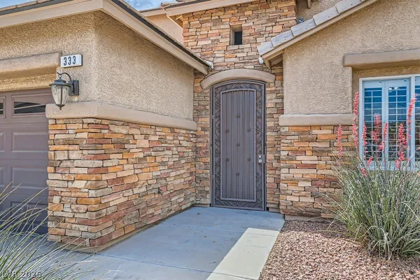 $3,490 | 333 Shimmering Moon Street, Henderson, NV 89015