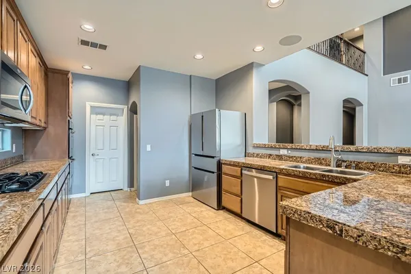 $3,490 | 333 Shimmering Moon Street, Henderson, NV 89015