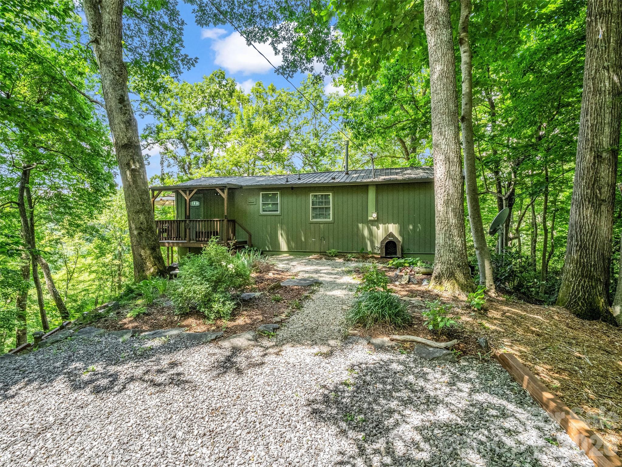 20 Kimberly Road Black Mountain, NC 28711 - Photo 4 of 46