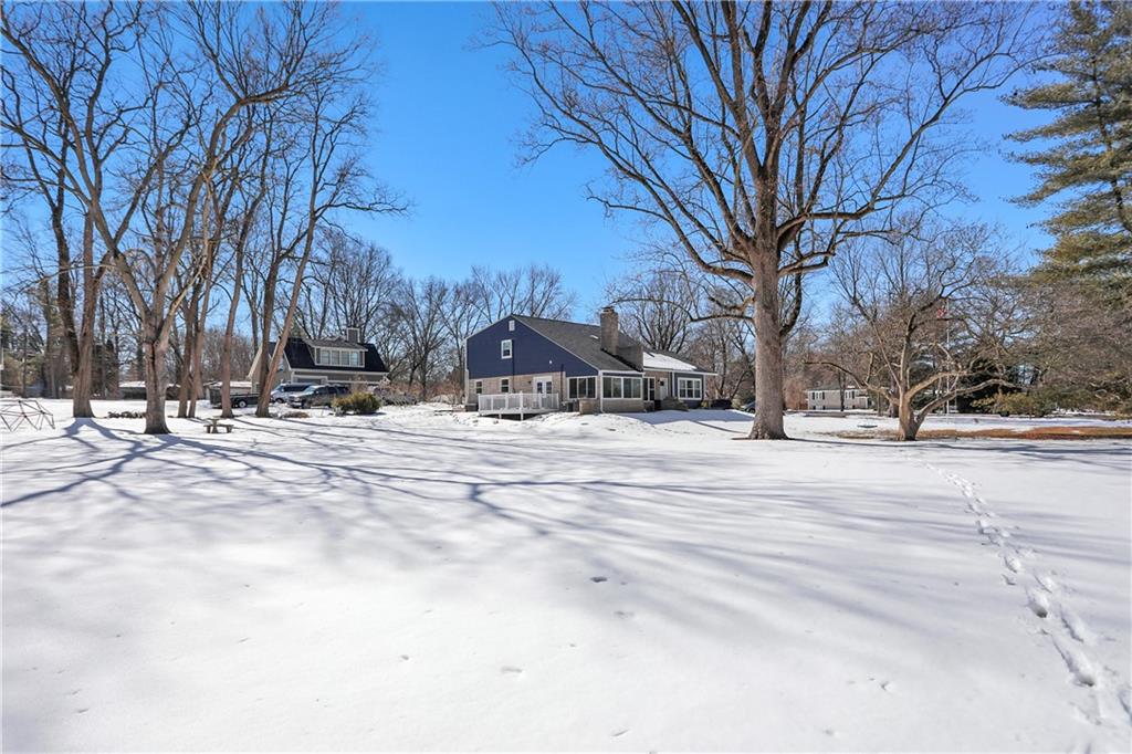 7497 Dean Road Indianapolis, IN 46240 - Photo 3 of 51