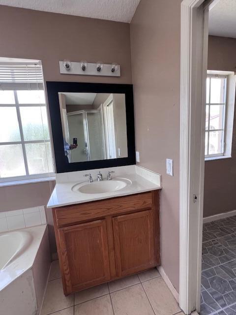 13922 Southwest 278th Street Homestead, FL 33032 - Photo 32 of 133 a bathroom with a sink and a mirror