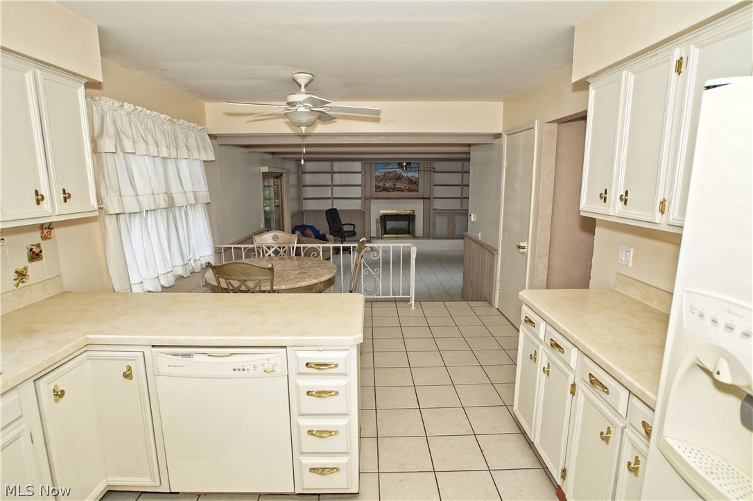7365 Hopkins Road Mentor, OH 44060 - Photo 5 of 17 Gallery Image 5