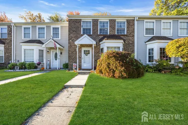 $435,000 | 93 Wilshire Court, Old Bridge, NJ 08857