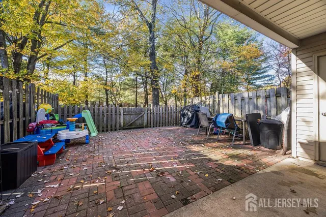 $435,000 | 93 Wilshire Court, Old Bridge, NJ 08857