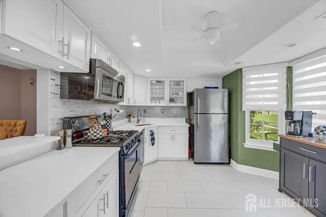 $435,000 | 93 Wilshire Court, Old Bridge, NJ 08857