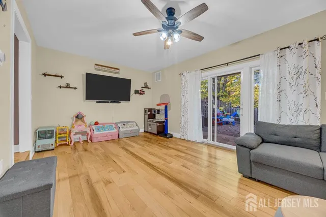 $435,000 | 93 Wilshire Court, Old Bridge, NJ 08857