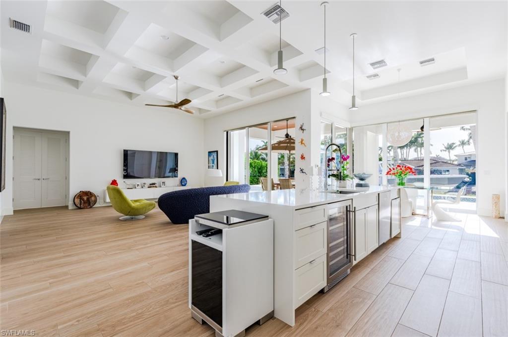 1880 Sandpiper Street Naples, FL 34102 - Photo 15 of 43