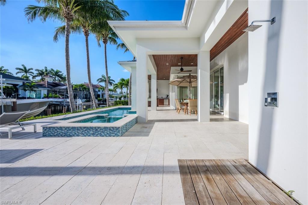 1880 Sandpiper Street Naples, FL 34102 - Photo 32 of 43