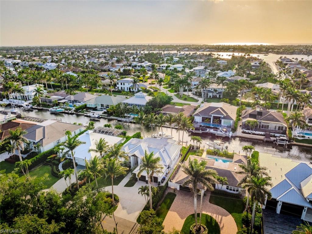 1880 Sandpiper Street Naples, FL 34102 - Photo 37 of 43