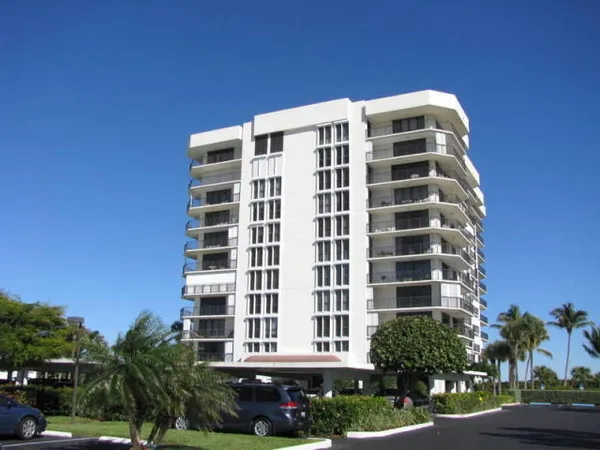 $3,000 | 2800 North Hwy A1A, Unit 806, Fort Pierce, FL 34949