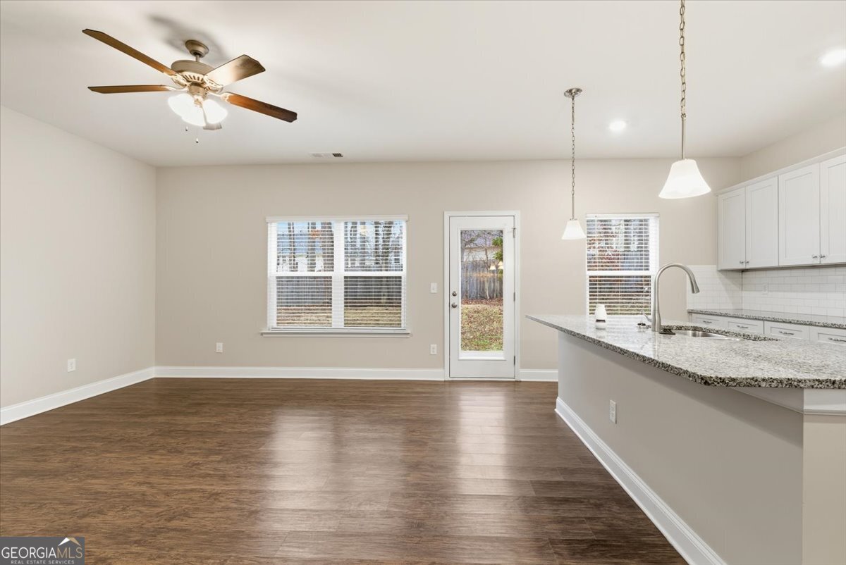 423 Pearson Circle Hampton, GA 30228 - Photo 9 of 37