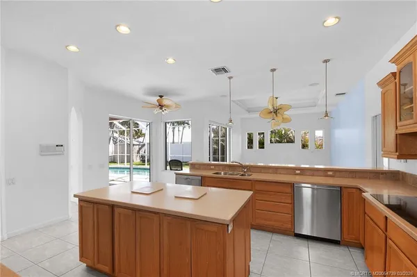 $825,000 | 5312 Southeast Nassau Terrace, Stuart, FL 34997