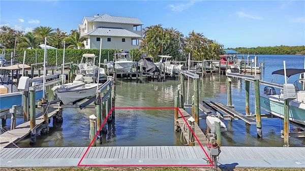 $825,000 | 5312 Southeast Nassau Terrace, Stuart, FL 34997