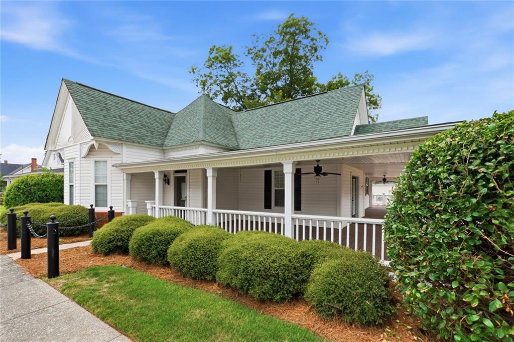 176 Confederate Avenue Dallas, GA 30132 - Photo 4 of 41