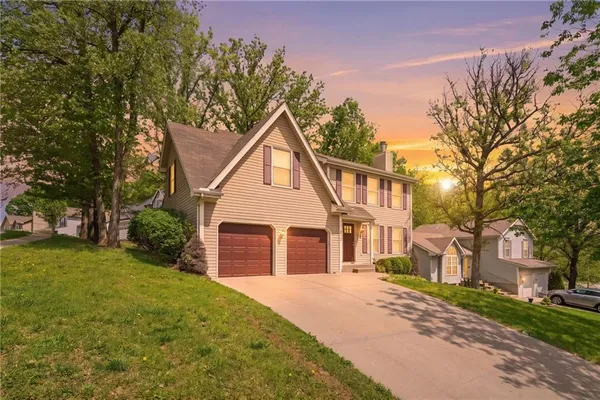 $405,000 | 9338 Northwest 86th Terrace, Kansas City, MO 64153