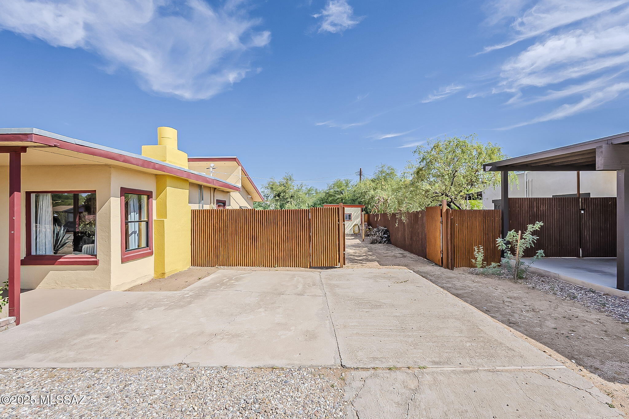 907 East Pastime Road Tucson, AZ 85719 - Photo 4 of 38 Gallery Image 4