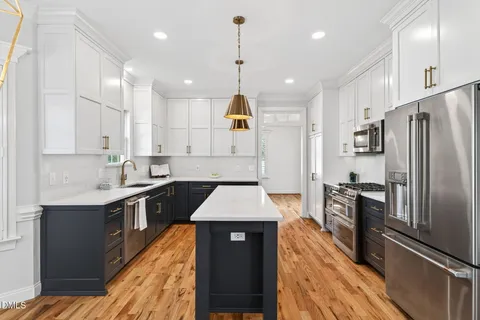 $950,000 | 104 Fair Spring Court, Apex, NC 27502