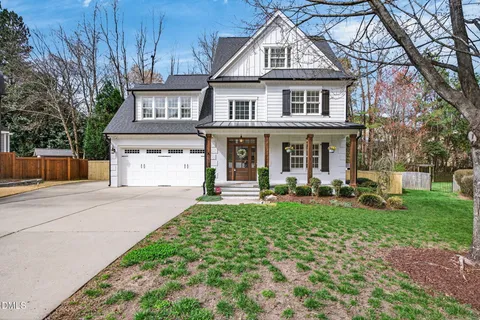 $950,000 | 104 Fair Spring Court, Apex, NC 27502