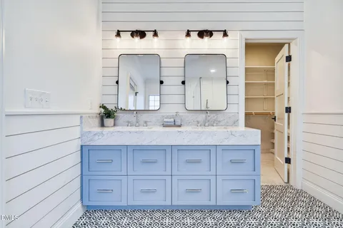 $950,000 | 104 Fair Spring Court, Apex, NC 27502